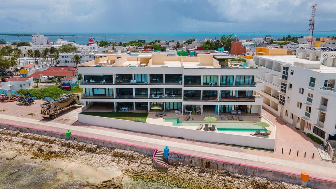 Playa Norte Oceanfront Remote Work Plus Concierge