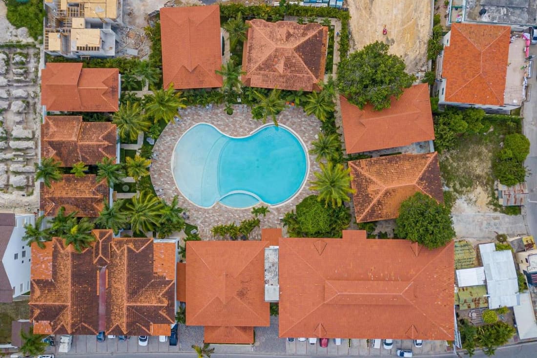 Coastal Luxury 2-Bed w Pool Access in Paraiso Bayahibe