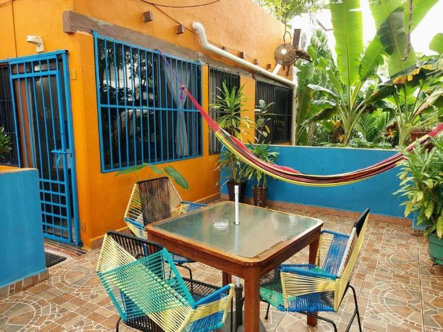 Casa Naranja