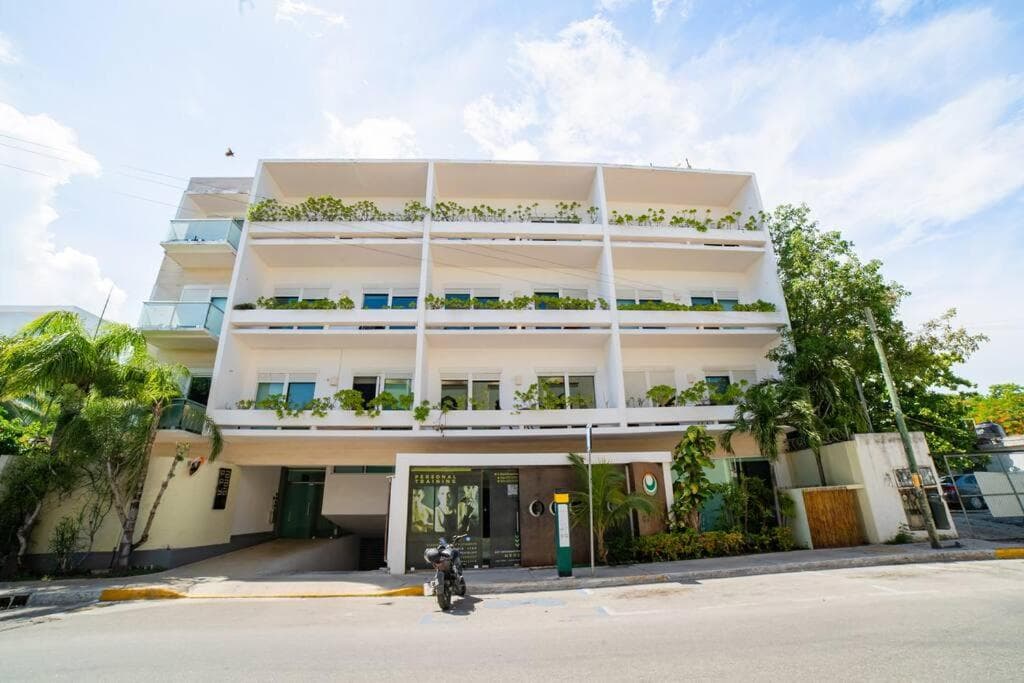 papaya 15 Exclusive PentHouse with rooftop and jacuzzi