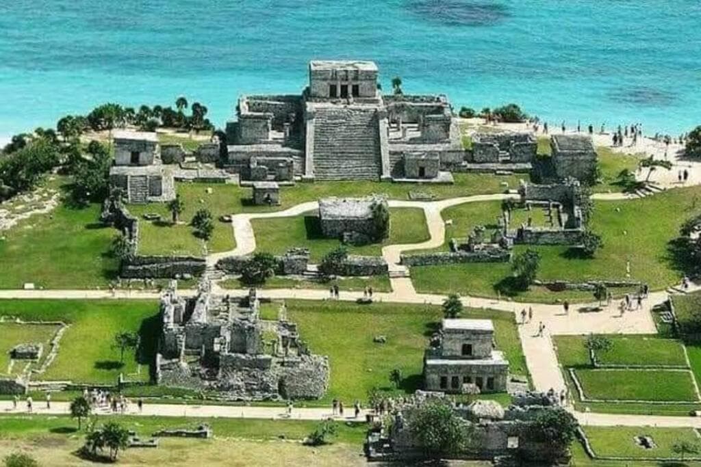 Al lado de ZAMNA, cenotes, Alberca, 2 Rec, cerca de aeropuerto, playa 15 min