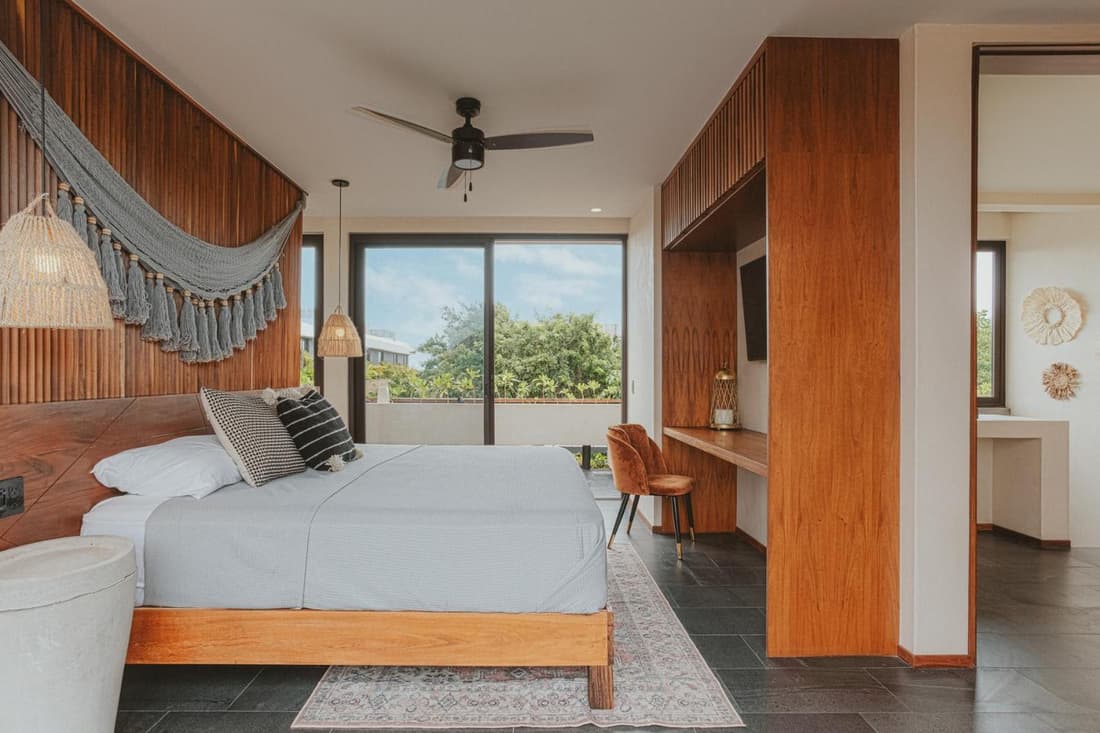 Divine 3BR PH Private Jacuzzi, Pools, SPA, Yoga