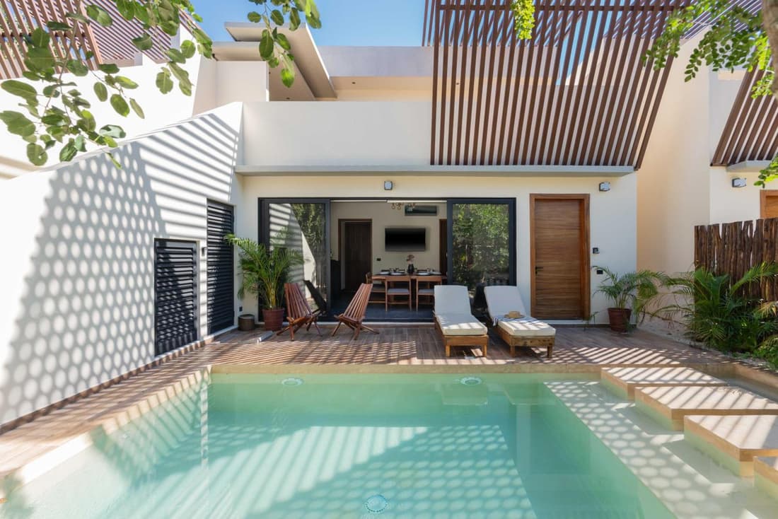 Villas Asana Leaf