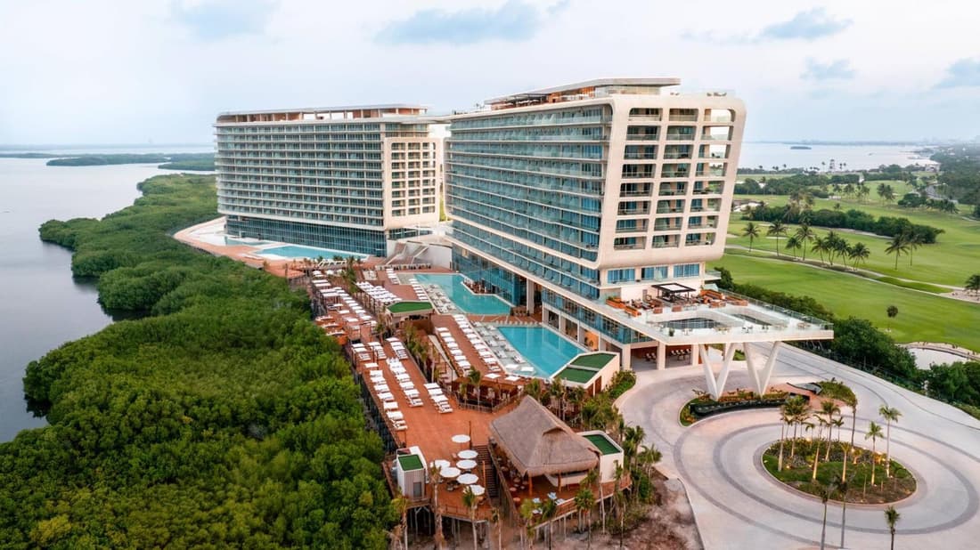 Hyatt Vivid Grand Island Cancun-All Inclusive Adults Only