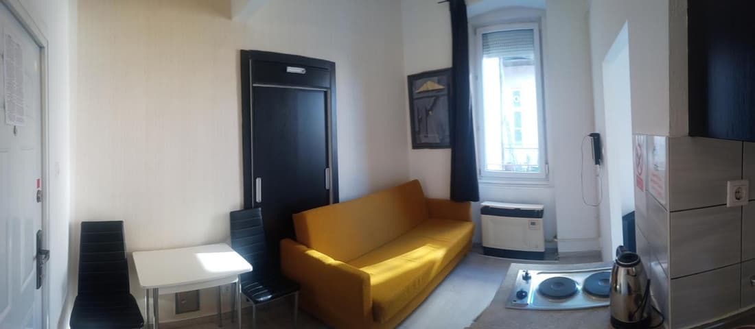SparrOwl Apartments