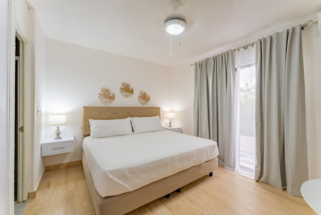 Beachfront Villa in Cancun Hotel Zone
