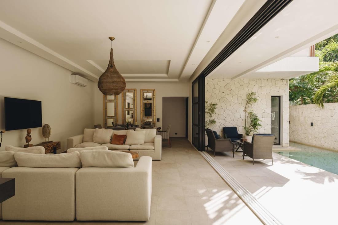 Elegant 4 Bedroom Villa, Gated Access & Personalized Concierge