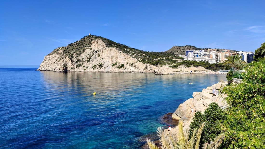 CARDENAL sea view apartment