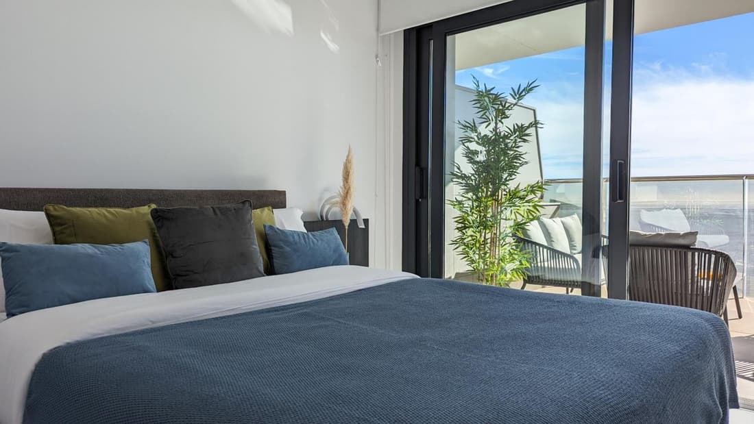 SUNSET CLIFFS superb apartment
