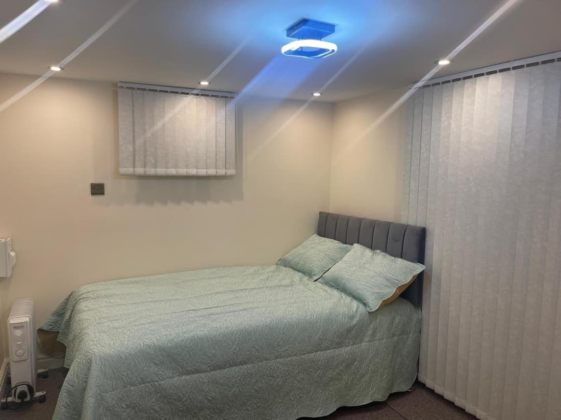 Newly Built Private Ensuite Room