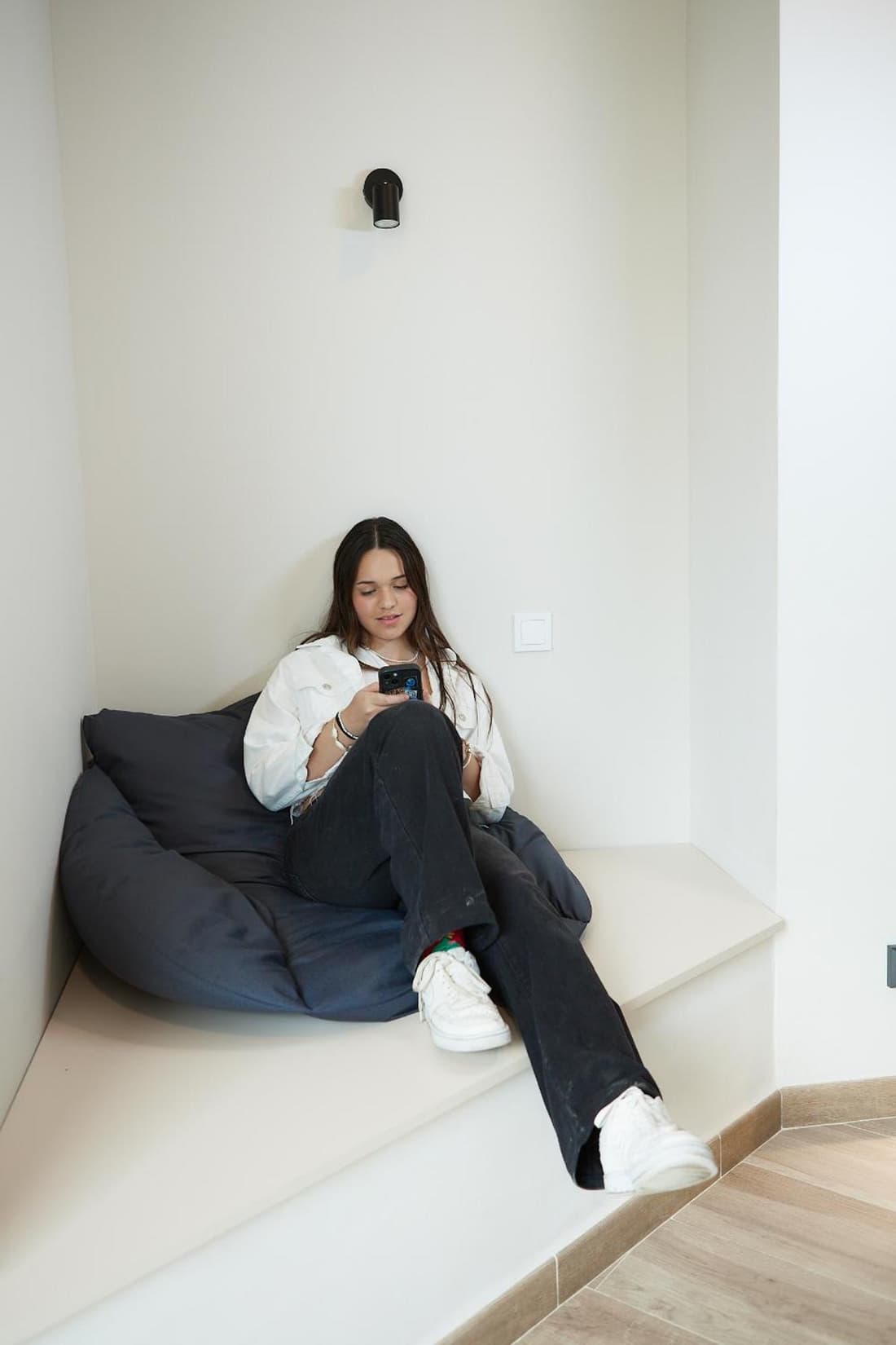 Hostel Dos Estaciones - Scandinavian Design - Albergue Juvenil - towels, coffee & tea, remote check-in