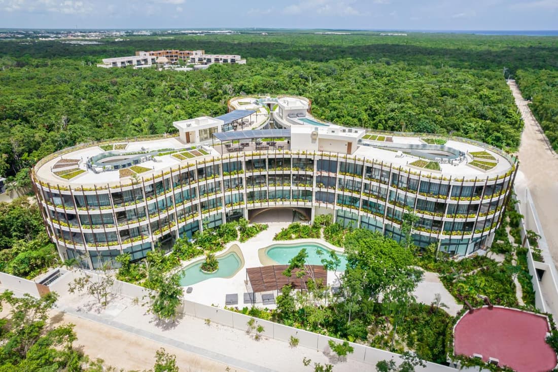 Mistiq Gardens 2