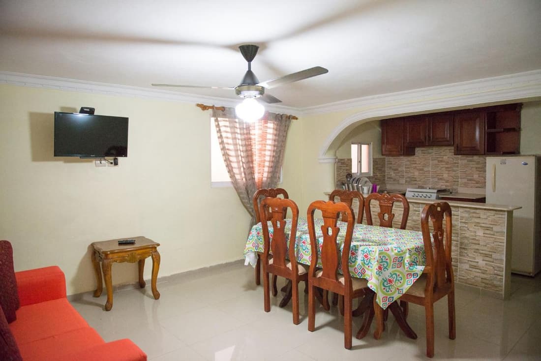 Spacious 2-Bedroom Apartment with 2 Bathrooms Near SDQ Airport Fast Wi-Fi