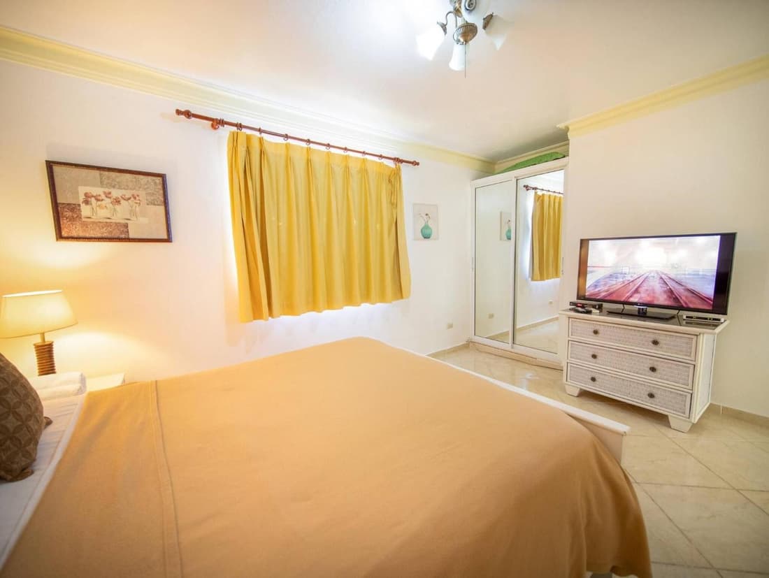 Garden Condos Apt 30 - Lovely 1br Condo W Pool