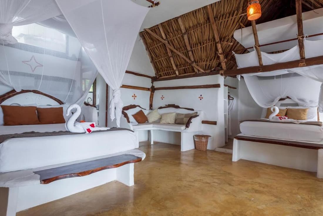 Casa Aakbal Private Beach Fron Sea Best Location