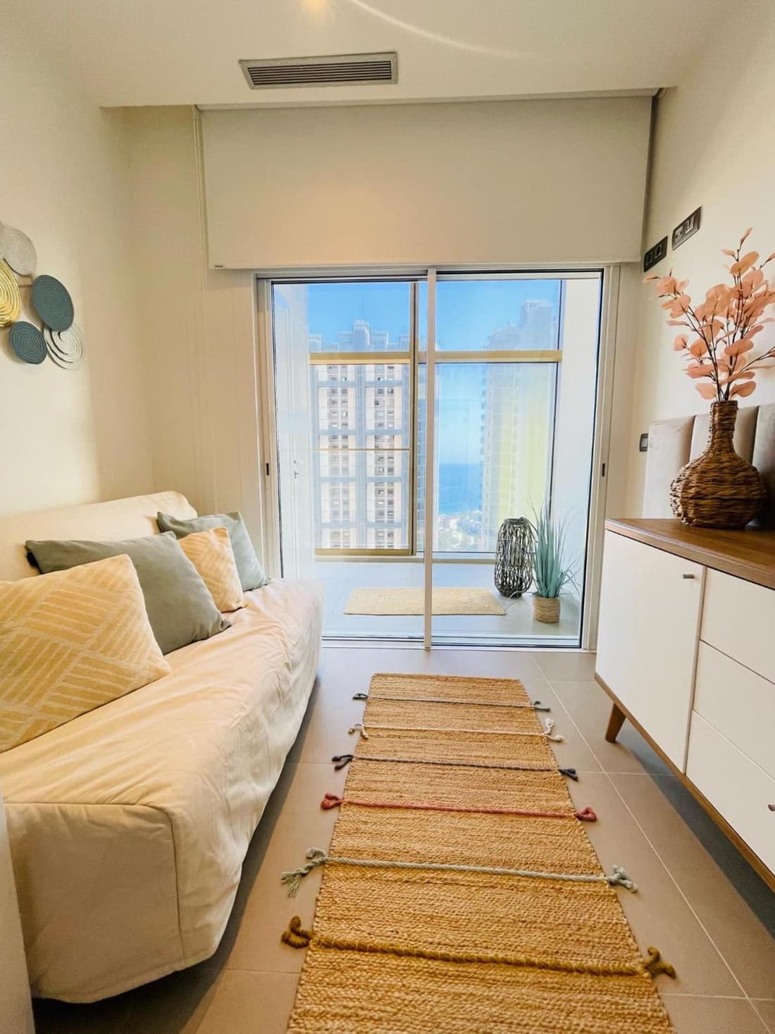 Intempo Laguna Apartment