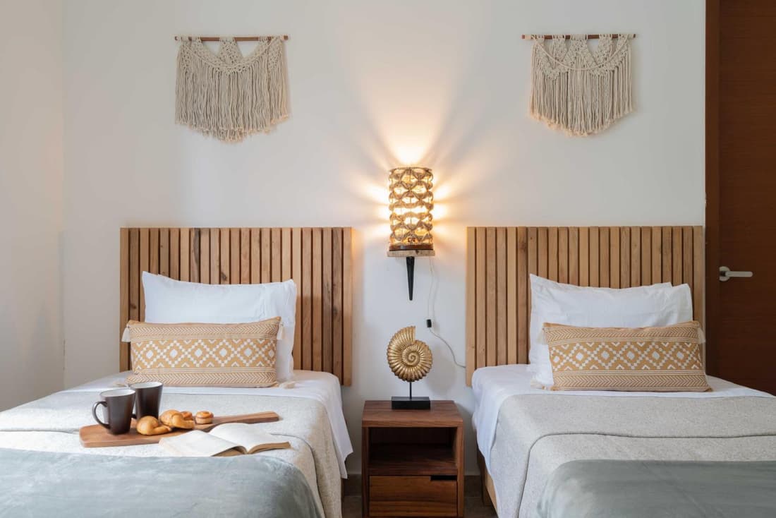 Casa Laura - Tulum - Private Townhome For 6 Guest - 3 Bedrooms - 5 Beds- Restaurant Walking Distance