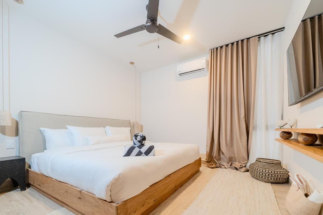 Tropical 2 Bedroom | Private Balcony & Rooftop | Casago