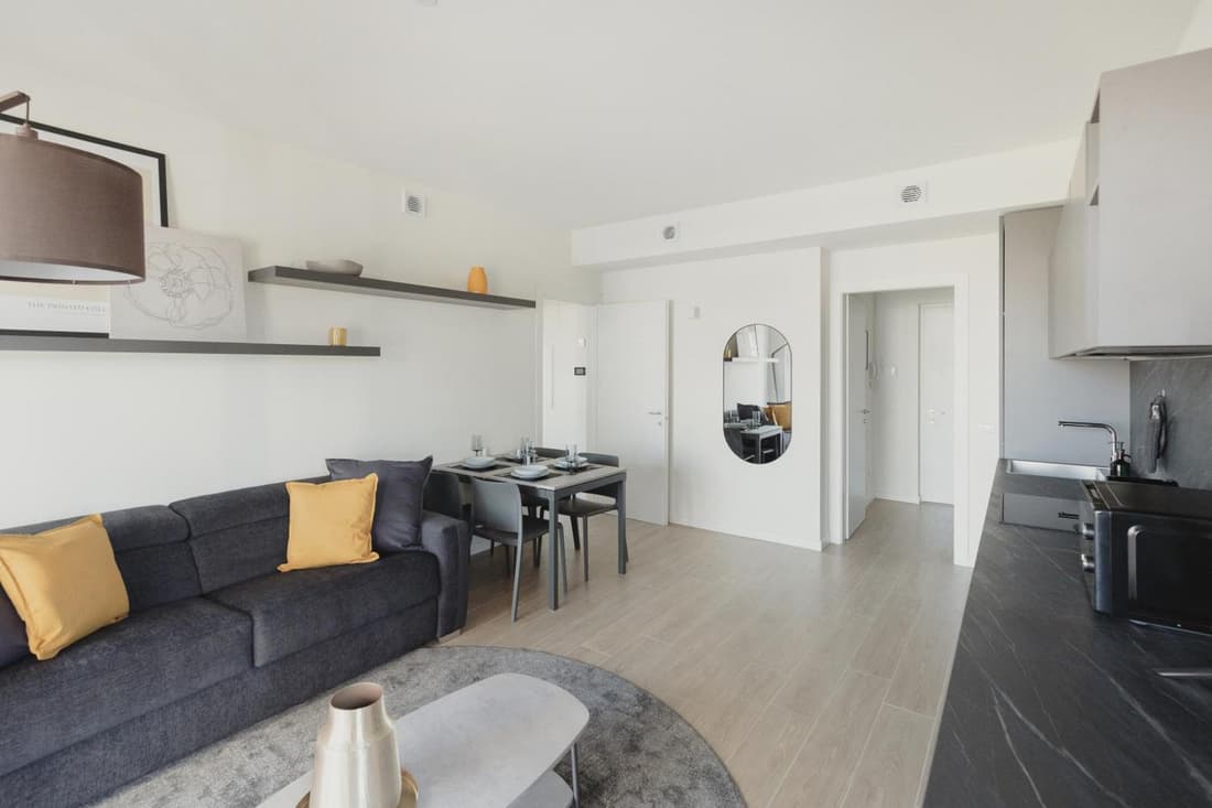GoHost - Modern and Bright Apartments with Terrace and Balcony