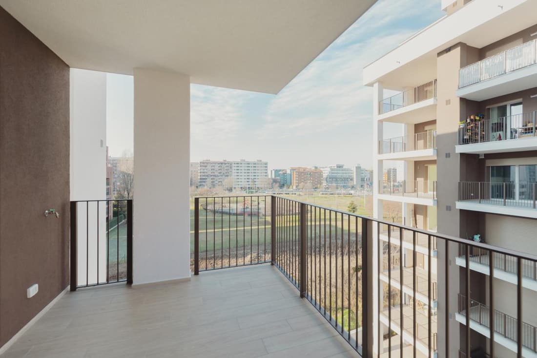 GoHost - Modern and Bright Apartments with Terrace and Balcony