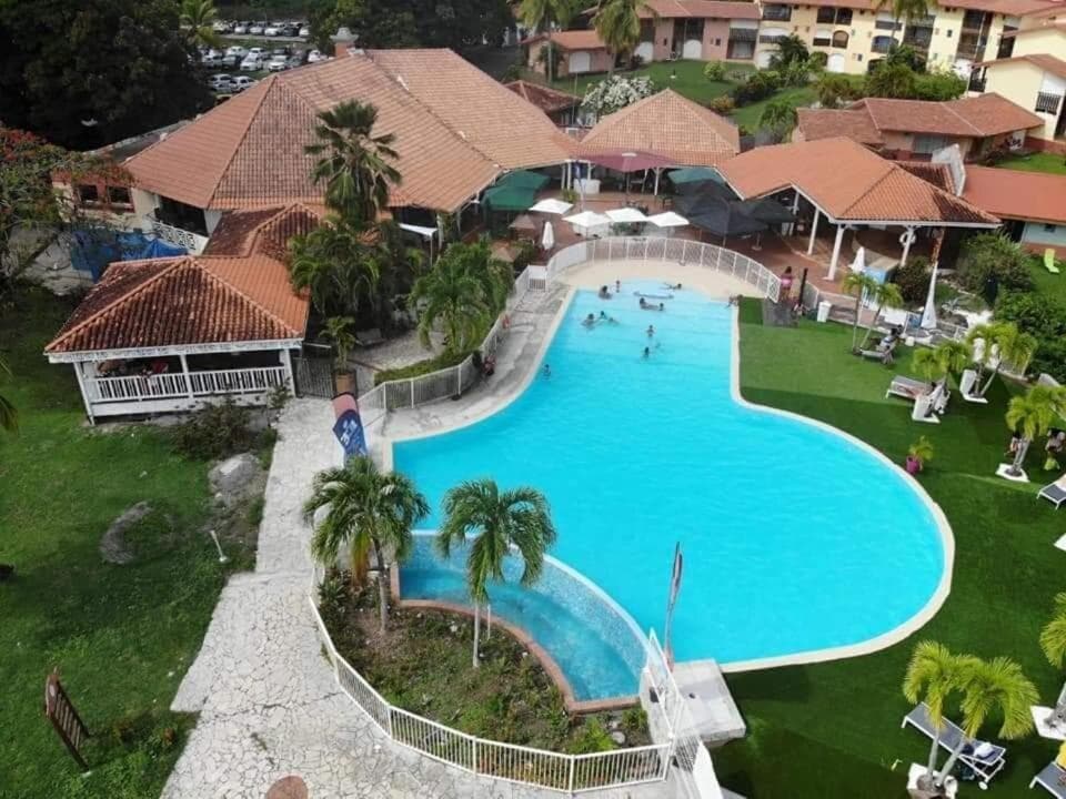 - Caritan Beach Studio -