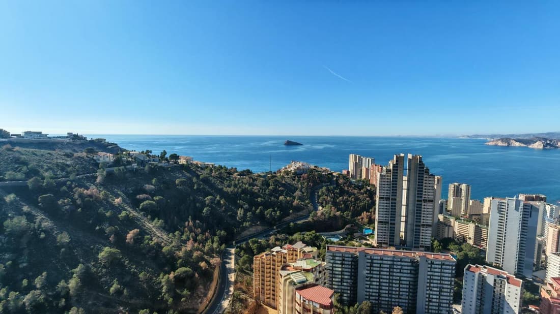 Benidorm Sky 33