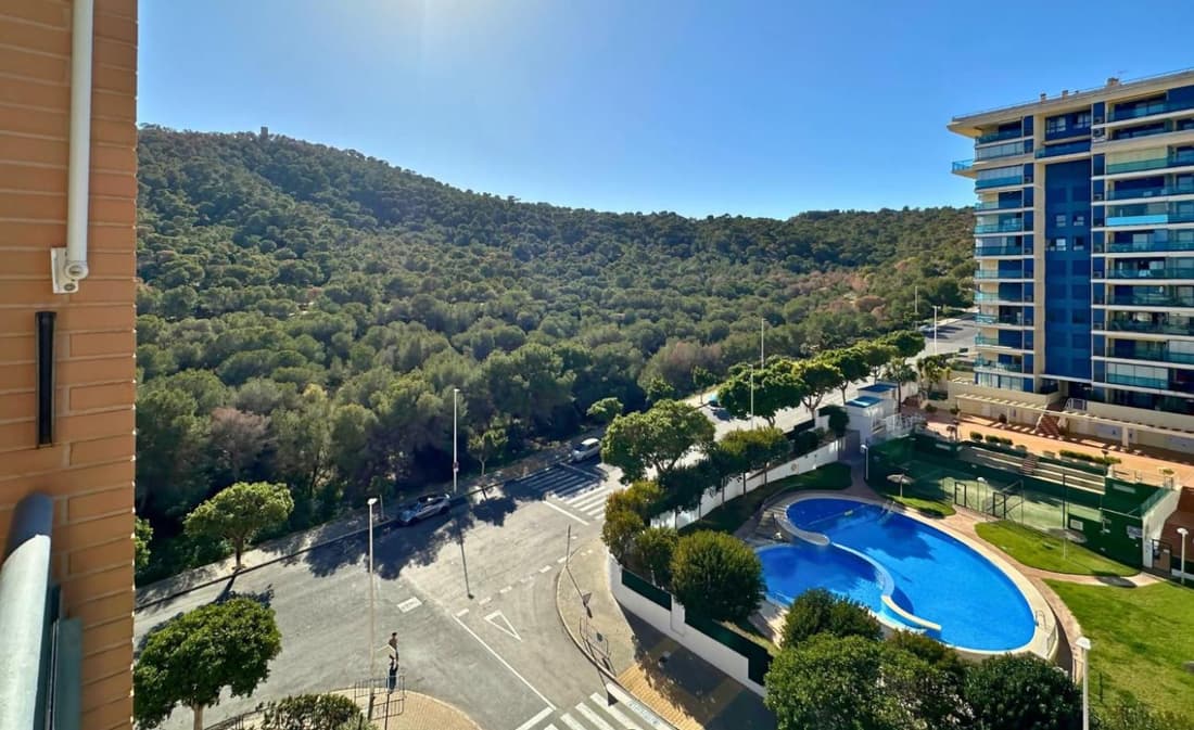 TorreAguiló: Urbanización con Piscina, Gym y Padel