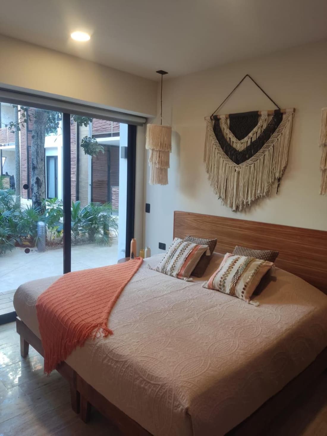 New 2 bedroom apartment with jacuzzi in Tulum