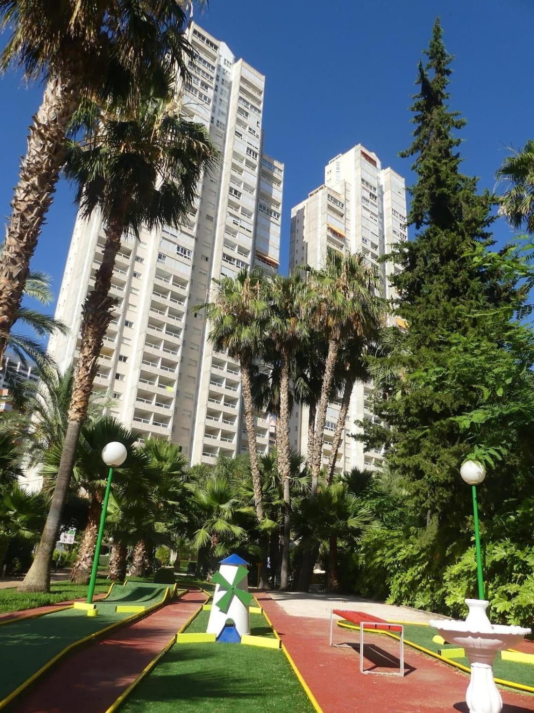 Gemelos 22 ,Benidorm-Alicante