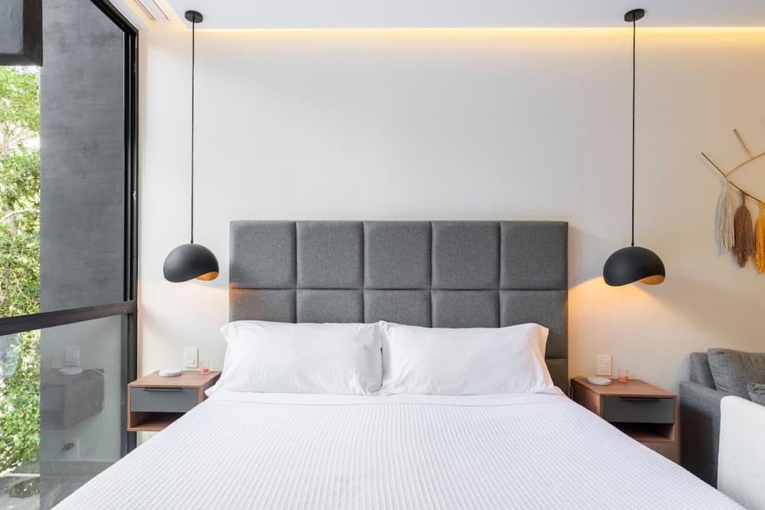 Brand New Studio with King Bed and Rooftop Pool