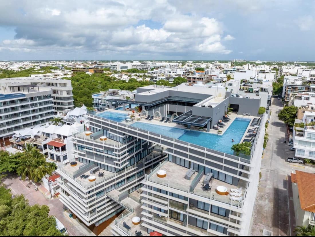 Luxury 1BR condo-Amazing Oceanviews Prime location close to beach