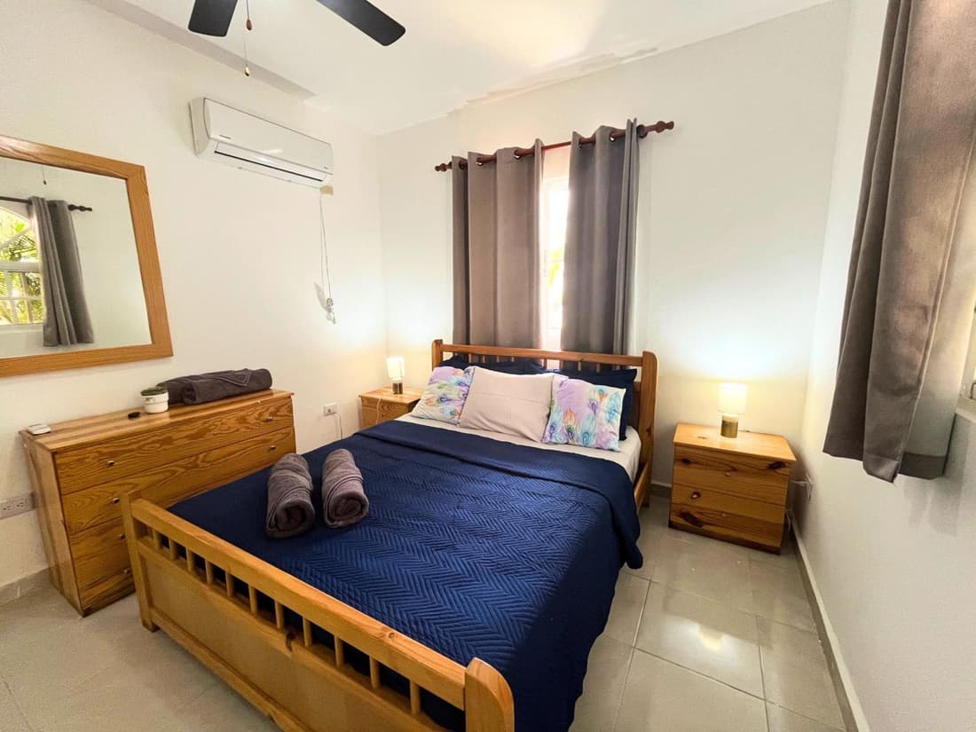 Cozy Condo - 4 min to the Beach