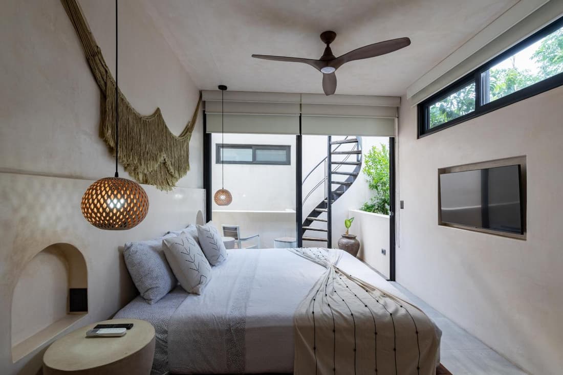 Moonstone - Villa with private pool and 24hrs security & Beach club access