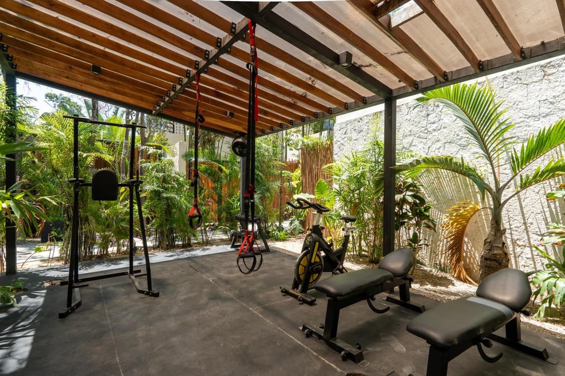 Moonstone - Villa with private pool and 24hrs security & Beach club access