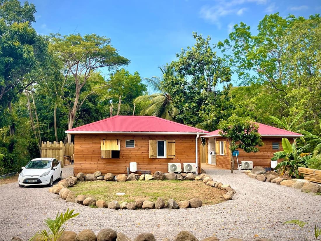 Bungalow Kazabô à Deshaies avec piscine
