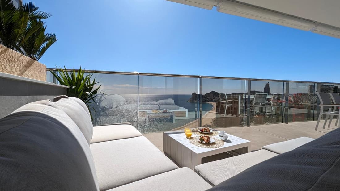 SUNSET CLIFFS top apartment