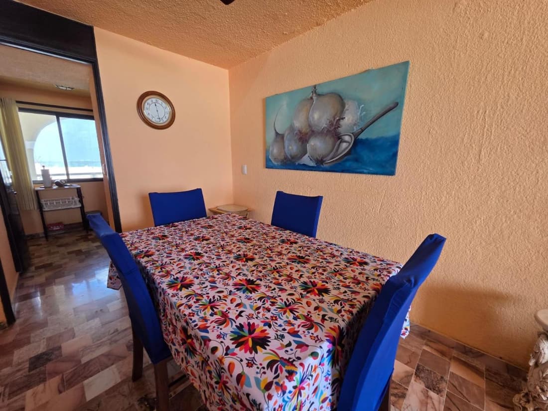 Ocean view condo with balcony hotel zone Cancun