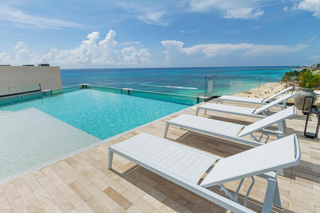 ITB Luxury Apartment on the Beach Near to 5th Ave