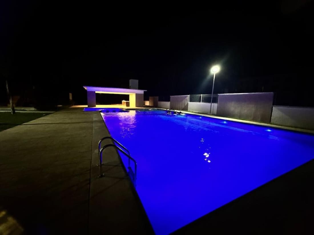 2 bedroom apartment, compartido
