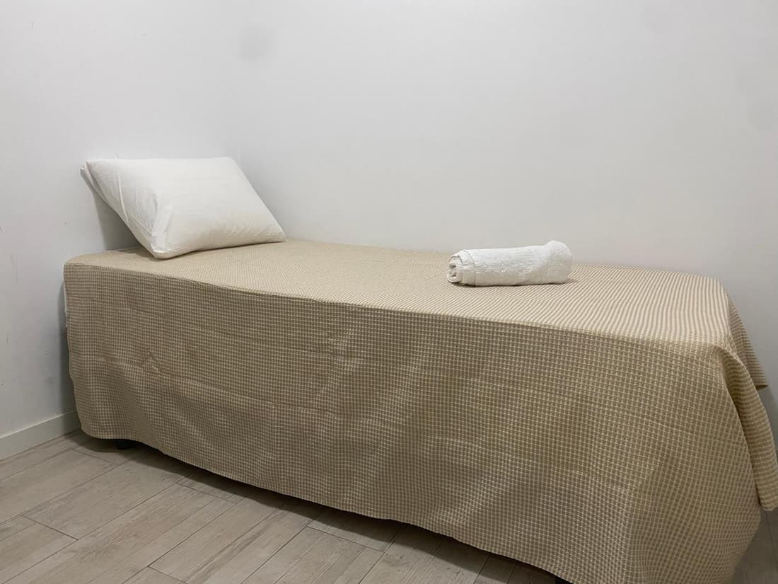 Apartamento ensueño 1a linea playa poniente 6 PAX parking wifi y AC