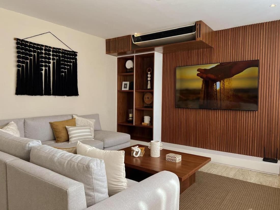 Penthouse Om