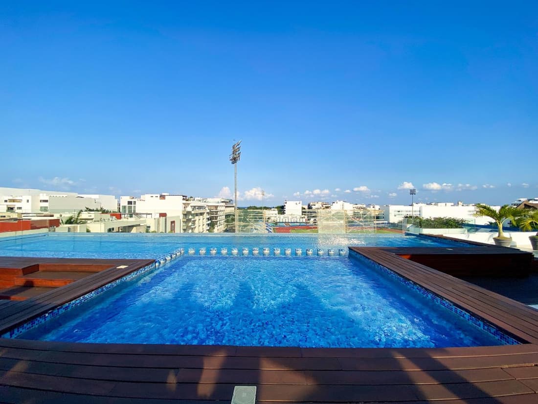 Horizonte 34 - 2BR Family Home with Pool & Rooftop Beach at 10min walk