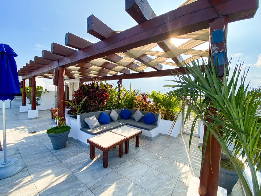 Horizonte 34 - 2BR Family Home with Pool & Rooftop Beach at 10min walk