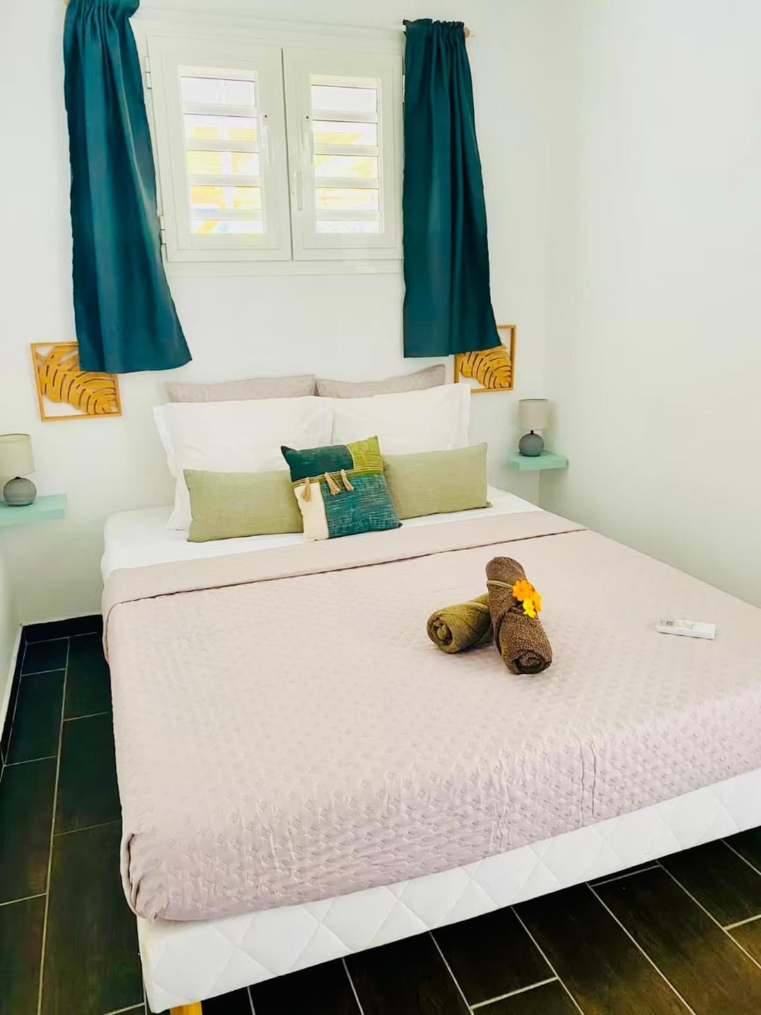 Bwa Floté Lodge by Lodge Paradise