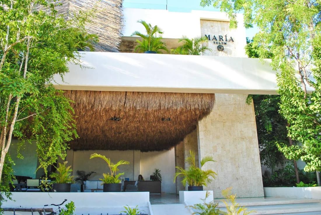 Upscale Condo Perfect Location