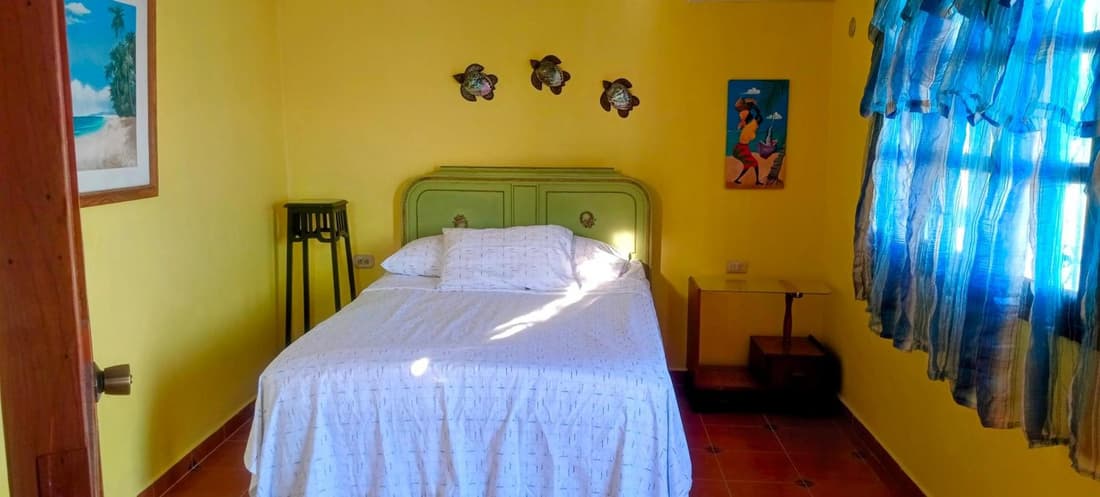 Jacque's Beachside Hostel