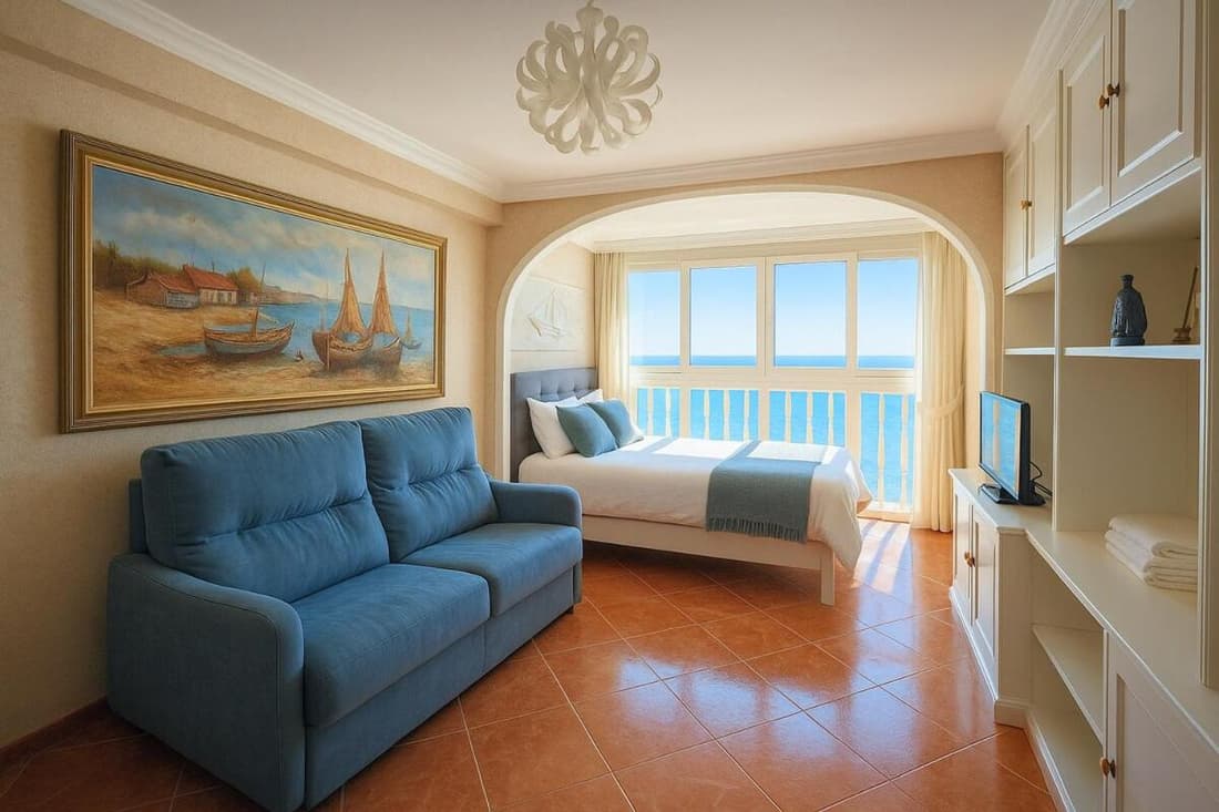 Beachfront apartment with garage