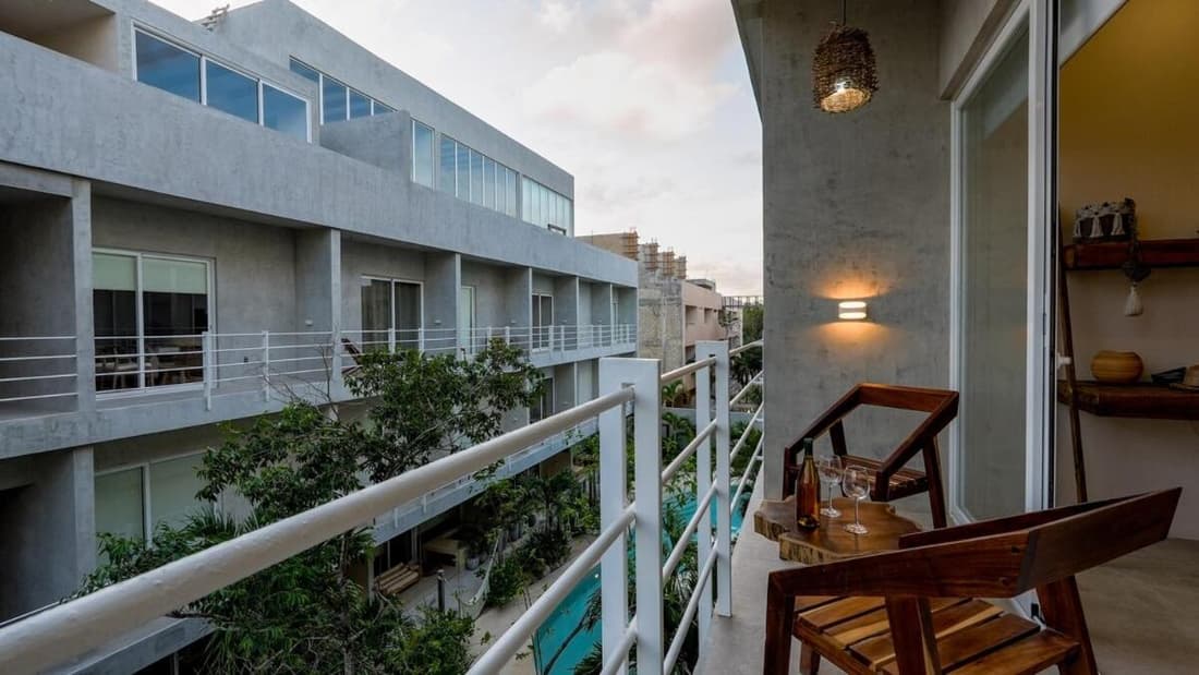 Colibrí Loft Beach Club Pass