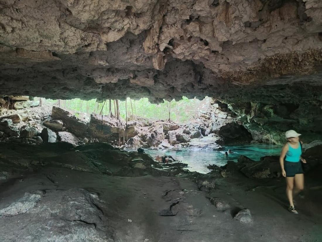 Hippie Artisan Jungle Flat Pool