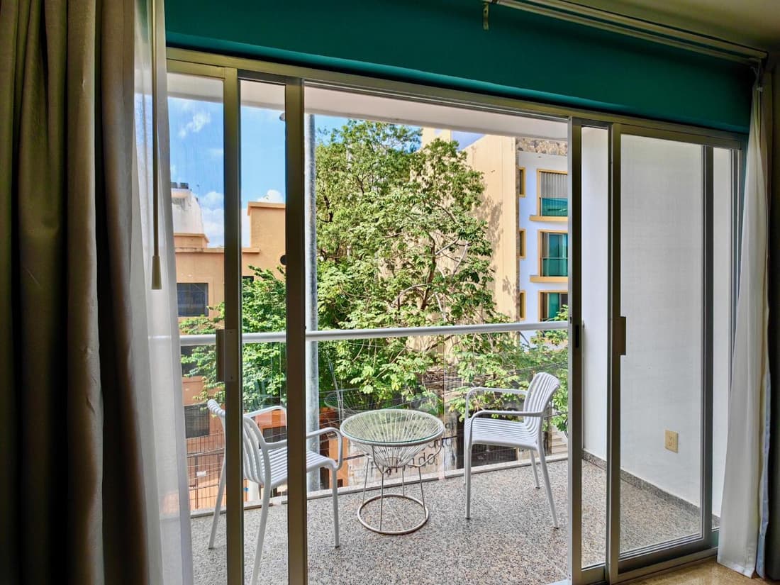 5th Coral Suites